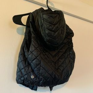 Lululemon hooded crop vest